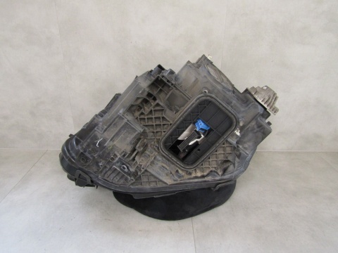 LAMPA PRZÓD MERCEDES GLB 247 FULL LED MULTIBEAM RH PRAWA 19-23 A2479060206