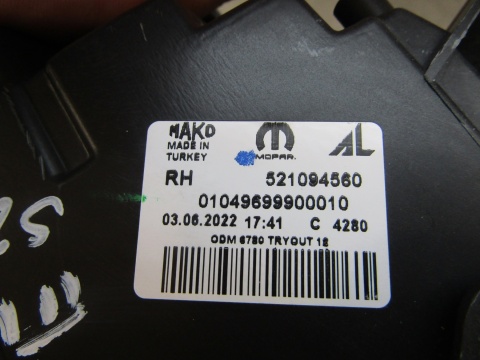 LAMPA PRZÓD FIAT DOBLO ZWYKŁA II LIFT 15- 521094560