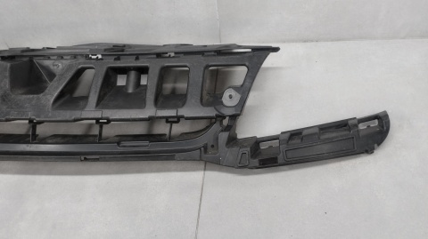Renault Megane III LIFT (2012-2014) Atrapa Wzmocnienie Grill Przód OE 620367065R