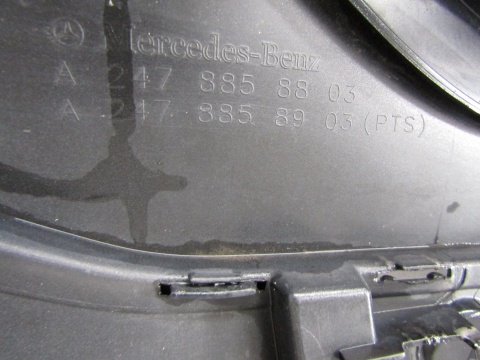 Zderzak przód przedni Mercedes GLA 247 20-