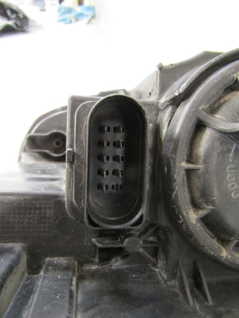 LAMPA PRZÓD FORD TRANSIT MK8 LIFT KSENON 18- RH PRAWA KK31-13W029-DD