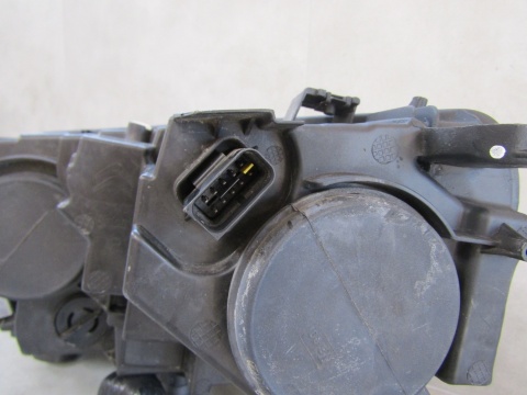 LAMPA PRZÓD CITROEN BERLINGO 4 IV ZWYKŁA 18- RH PRAWA 9816824780
