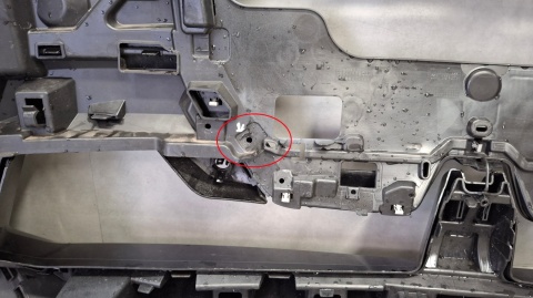 Zderzak przód przedni BMW iX I20 M PAKIET LIFT LCI 25- / + ślizgi