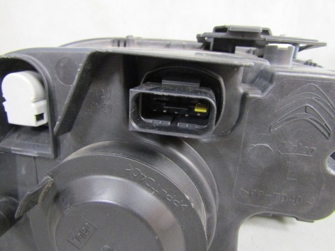LAMPA PRZÓD CITROEN BERLINGO III MULTISPACE ZWYKŁA LEWA LH 18-23 9816825180