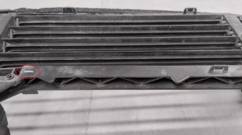 ŻALUZJA ROLETA CHŁODNICY WLOT MERCEDES A KLASA W177 CLA C118 OEM A1778850003