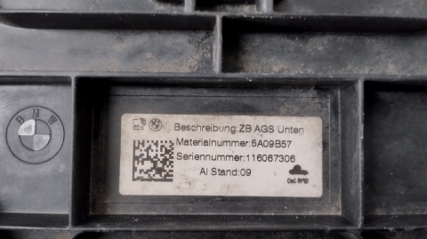 ŻALUZJA ROLETA CHŁODNICY DOLNA BMW 5 G60 G61 2023- LIFT G6X OEM 5A09B57