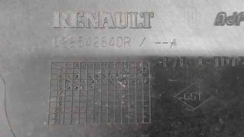 KRATKA ZDERZAKA PRZÓD ŚRODKOWA RENAULT TWINGO III 14- OEM 622542640R