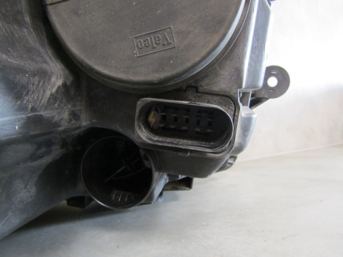 LAMPA PRZÓD VOLKSWAGEN VW T6 TRANSPORTER ZWYKŁA 15-19 LH 7E1.941.015.L