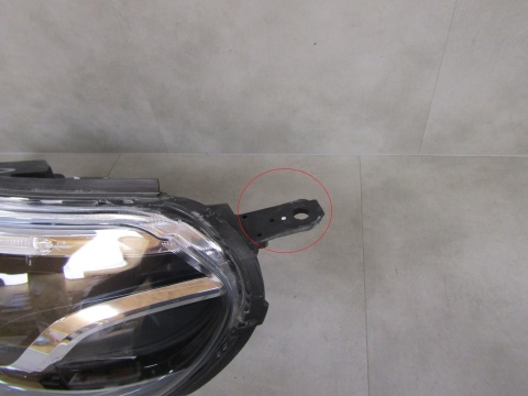 LAMPA PRZÓD TOYOTA PROACE 2 II KSENON NIESKRĘTNY 16-23 LH 9808589980-00