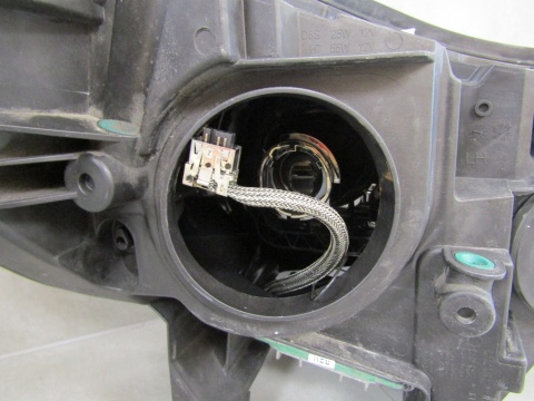 LAMPA PRZÓD TOYOTA PROACE 2 II KSENON NIESKRĘTNY 16-23 LH 9808589980-00