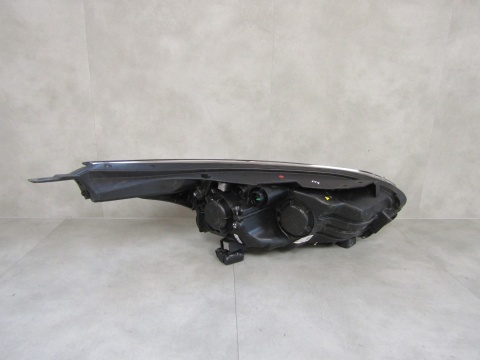 LAMPA PRZÓD KIA CEED 3 III LIFT ZWYKŁA SOCZEWKA CZARNA 21- LH 92101J7051