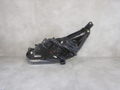 LAMPA PRZÓD FORD FOCUS MK3 III LIFT 14-19 ZWYKŁA Z LED RH PRAWA F1EB-13W029-AG