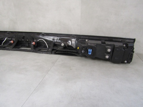 LAMPA BLENDA TYLNA ŚRODKOWA W KLAPĘ VOLKSWAGEN PASSAT B9 24- 3J0945303