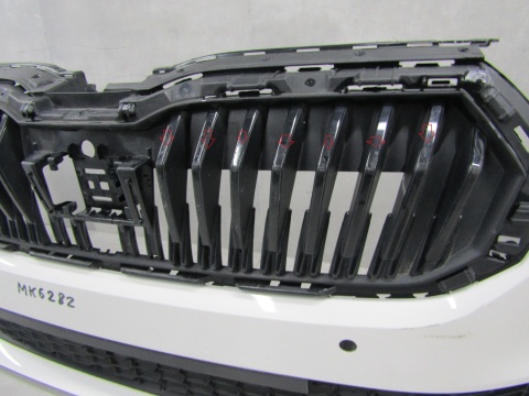 Zderzak przód przedni Skoda Fabia IV 4 6VA 21- / + Podłoga