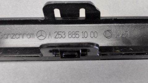 LISTWA CHROM ZDERZAKA TYŁ MERCEDES GLC X253 AMG LINE 15-20 OEM A2538851000