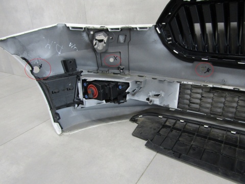 Zderzak przód przedni Skoda Fabia IV 4 6VA 21- / + Podłoga + Halogeny