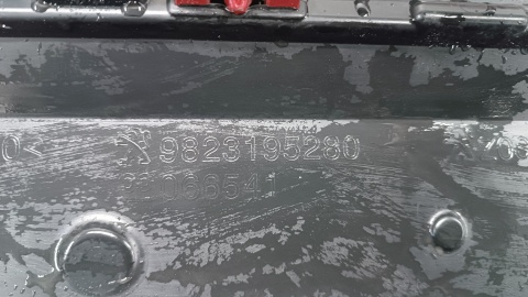 Zderzak tył tylny Peugeot 2 208 II 19-