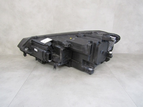 LAMPA PRZÓD VOLKSWAGEN TOURAN III 3 5TB RH PRAWA FULL LED 15- 5TB941082D