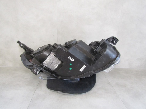 LAMPA PRZÓD TOYOTA PROACE 2 II KSENON NIESKRĘTNY 16-23 LH 9808589980-00