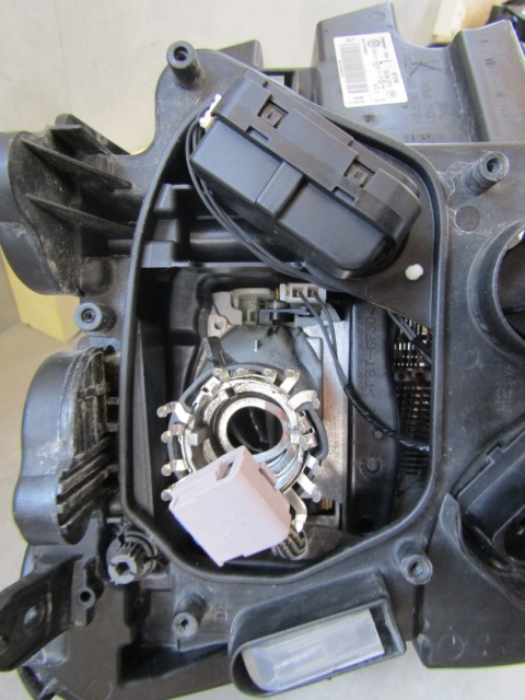 LAMPA PRZÓD VW AMAROK LIFT 17- KSEONON LH LEWA 2H3941031B