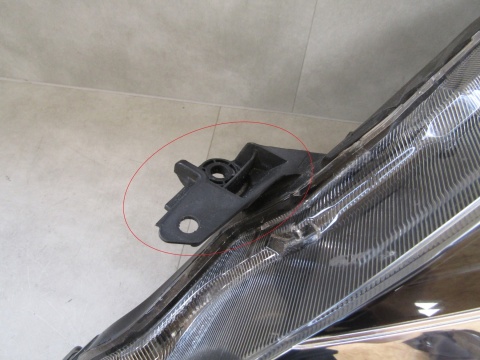 LAMPA PRZÓD SUZUKI BALENO II 15- KSENON LH LEWA 100-18513