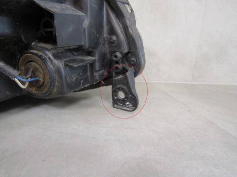 LAMPA PRZÓD SUZUKI BALENO II 15- KSENON LH LEWA 100-18513