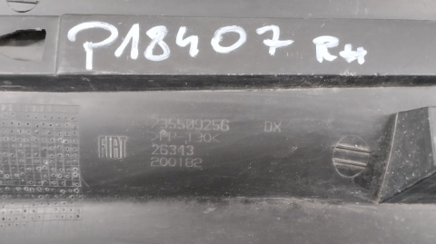 Listwa progowa prawa Fiat 500 Abarth 07- nakałdka