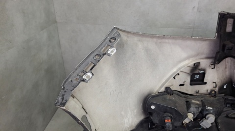 Zderzak przód przedni Ford Kuga MK2 II 13-16 / + halogeny