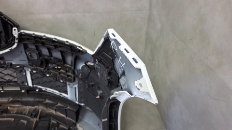 Zderzak przód przedni Skoda Superb 4 IV 24- / + Radary + PDC