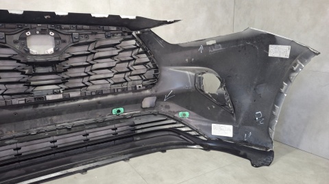 Zderzak przód przedni TOYOTA Highlander IV 19-22