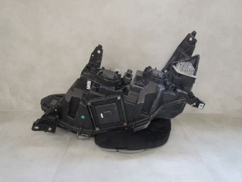LAMPA PRZÓD RENAULT TALISMAN ZWYKŁA SOCZEWKA Z LED RH PRAWA 15-20 260108543R