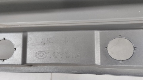 Listwa progowa prawa Toyota Yaris 4 IV 20- Mazda 2 22- Hybrid