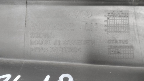 Listwa progowa lewa Volvo V90 S90 16-25 sedan kombi R Design