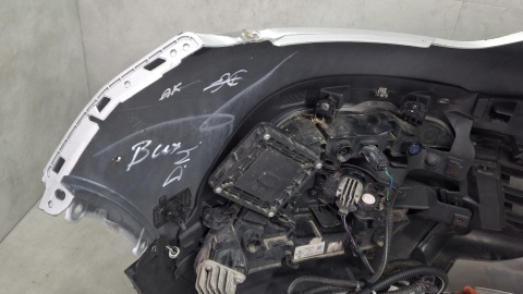 Zderzak przód przedni Renault Captur I Lift 17-19 / + LEDy