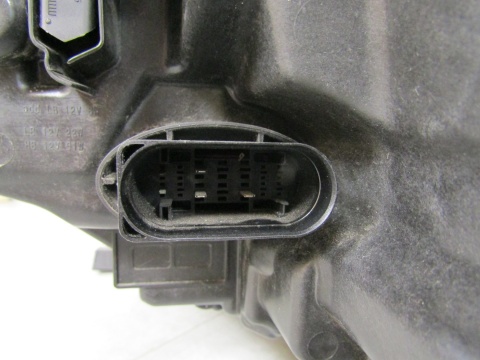 LAMPA PRZÓD SKODA OCTAVIA IV FULL LED 19-24 RH PRAWA 5E4941016A
