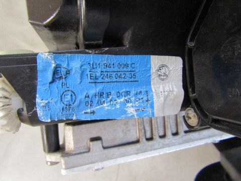 LAMPA PRZÓD SKODA SUPERB I KSENON NIESKRĘTNY LH LEWA 01-06 3U1941009C