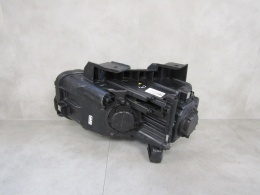 LAMPA PRZÓD HYUNDAI KONA I 1 ZWYKŁA SOCZEWKA RH PRAWA 17-20 92102J9000