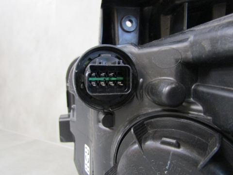 LAMPA PRZÓD HYUNDAI KONA I 1 ZWYKŁA SOCZEWKA RH PRAWA 17-20 92102J9000