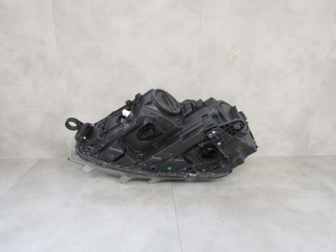 LAMPA PRZÓD SKODA OCTAVIA 3 III KSENON SKRĘTNY 12-16 RH PRAWA 5E1941016B