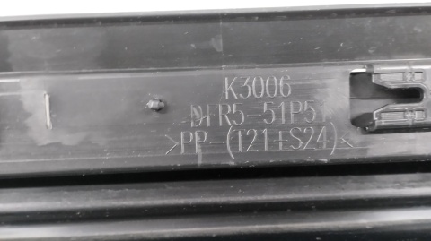 Listwa progowa lewa Mazda CX30 CX-30 19- K3006