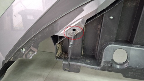 Zderzak przód przedni Nissan Leaf 2 II ZE1 17-25 / + osłona + halogeny
