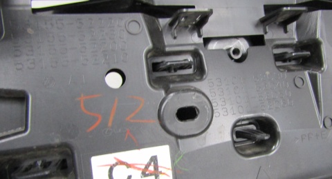 Zderzak przód przedni LEXUS LBX 23-
