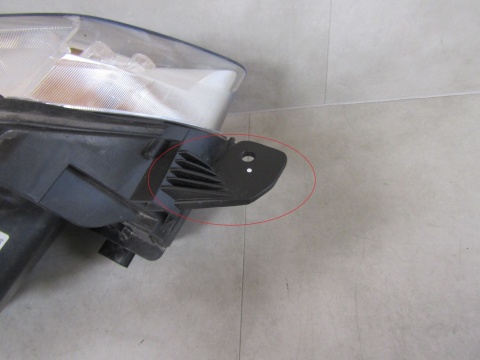 LAMPA PRZÓD TOYOTA PROACE 2 II KSENON NIESKRĘTNY 16-23 LH 9808589980-00