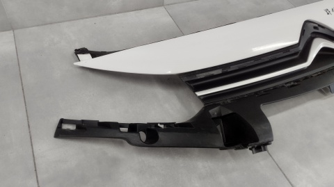 ATRAPA GRIL KRATKA CITROEN BERLINGO IV 18-26 ATRAPA GRIL CITROEN BERLINGO IV 18-26 9816779080 99899495 OEM OEM