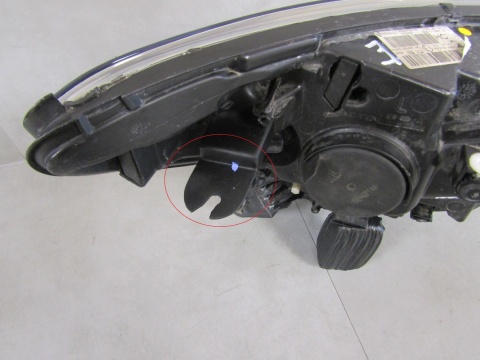 LAMPA PRZÓD RENAULT CAPTUR I 1 ZWYKŁA SOCZEWKA CIEMNA LH 13-17 260607817R