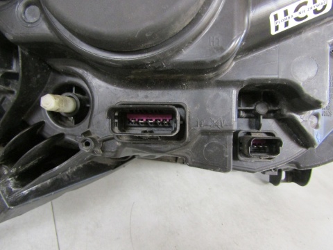 LAMPA PRZÓD RENAULT CAPTUR I 1 ZWYKŁA SOCZEWKA CIEMNA LH 13-17 260607817R