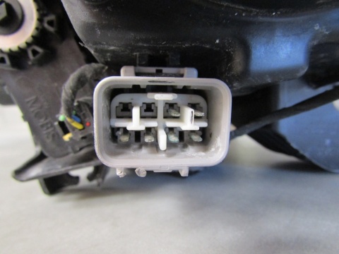 LAMPA PRZÓD MITSUBISHI OUTLANDER 3 II LIFT ZWYHŁA SOCZEWKA 18-22 RH PRAWA