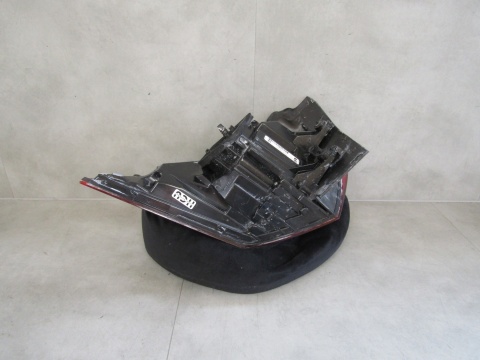 LAMPA TYŁ TYLNA VOLKSWAGEN TIGUAN II LIFT 5NA IQ LIGHT 20-14 RH PRAWA 5NA945208J