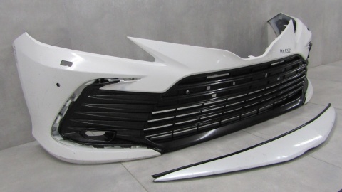 Zderzak przód przedni Toyota Camry 8 VIII LIFT 21-24 / + ATRAPA GRILLA