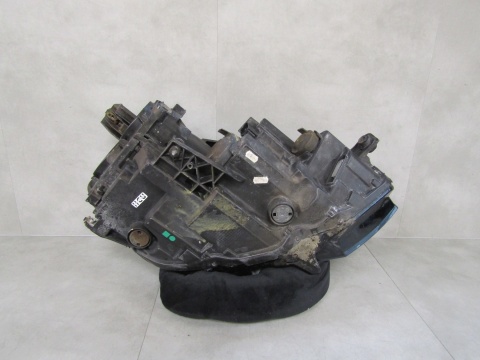 LAMPA PRZÓD VOLKSWAGEN PASSAT B8 ZWYKŁA LEWA LH 14-19 3G1941005B